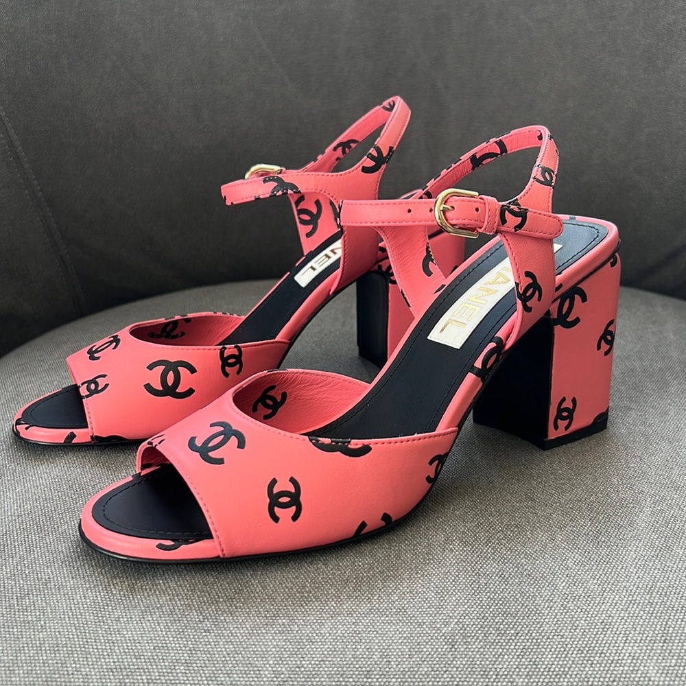 Chanel crazy CC logo sandals